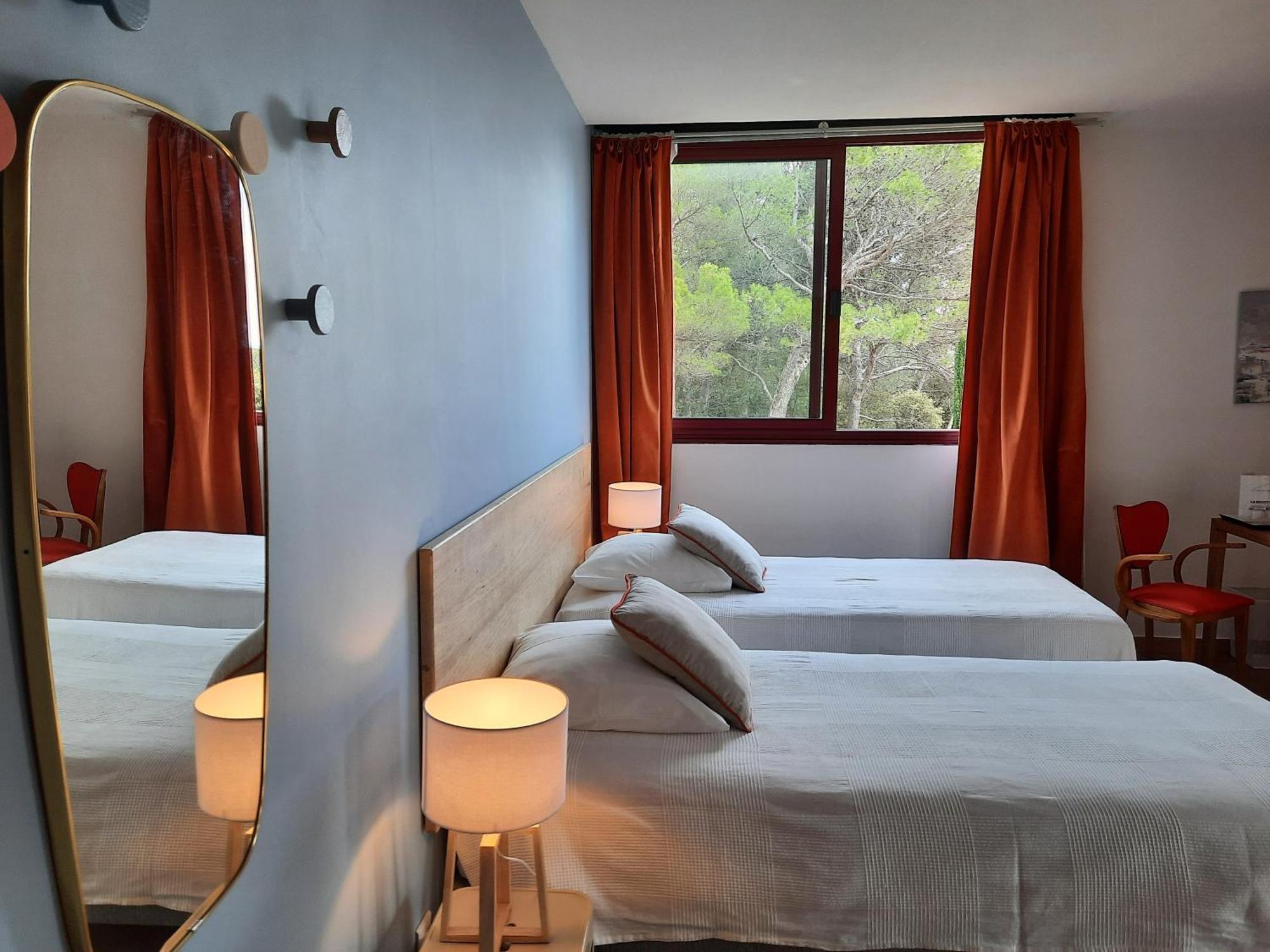 Le Clos Des Chenes Lagarde-Pareol Buitenkant foto